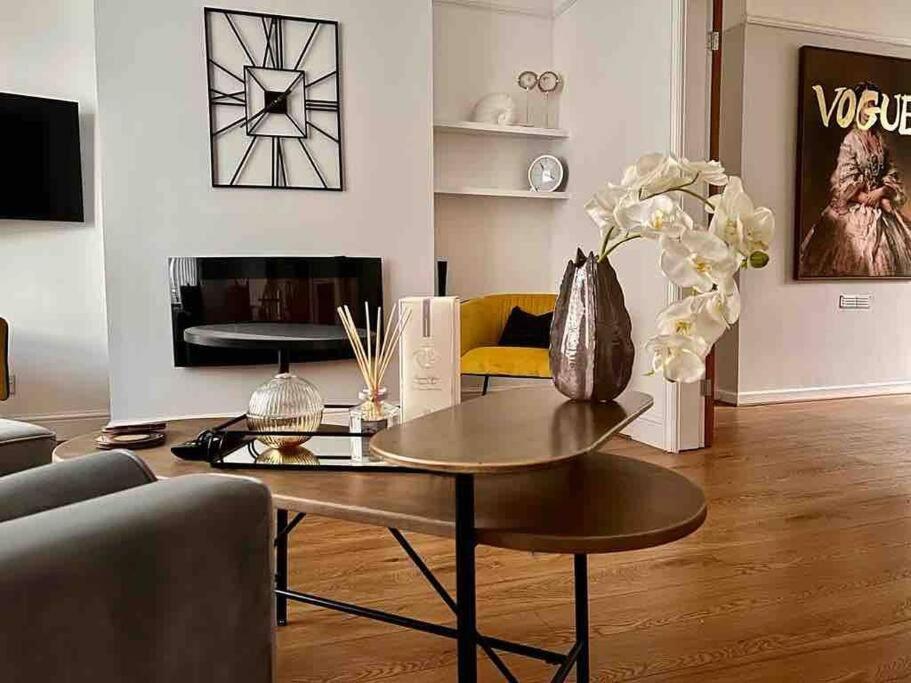 Anfield Home Sleeps 5 Close To Lfc Free Parking Liverpool Esterno foto